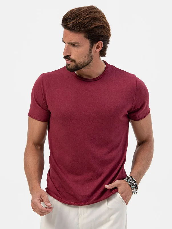 LIP BASIC T-SHIRT IN BORDEAUX